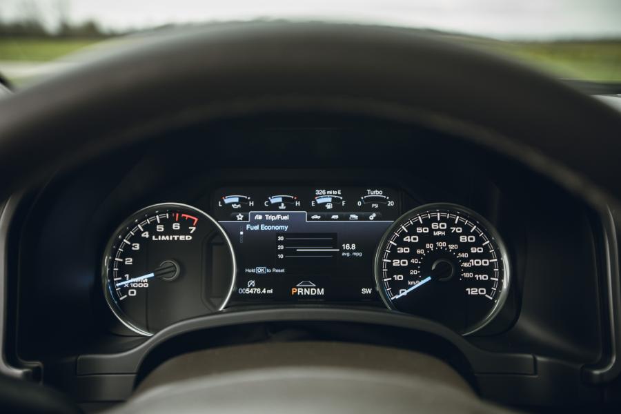 Панель приборов Ford F-150 Limited SuperCrew 2018 года  (фото 35 из 59)